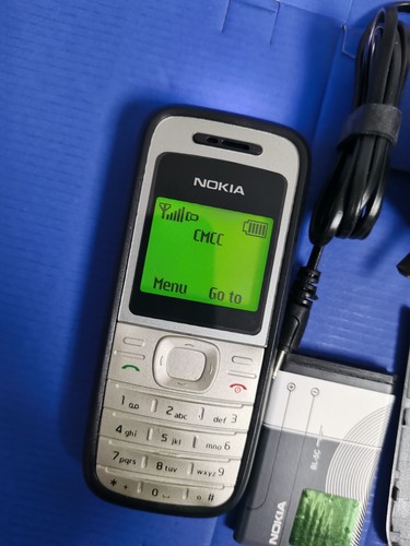 Thumbnail 3 of Nokia 1200